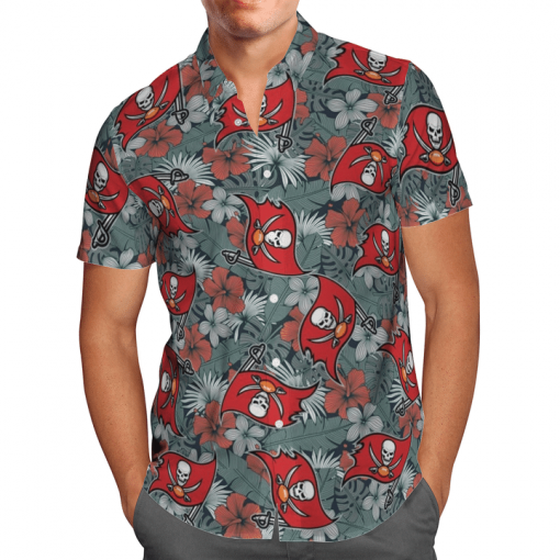 TAMPA BAY BUCCANEERS FOOTBALL HAWAIIAN SHIRT