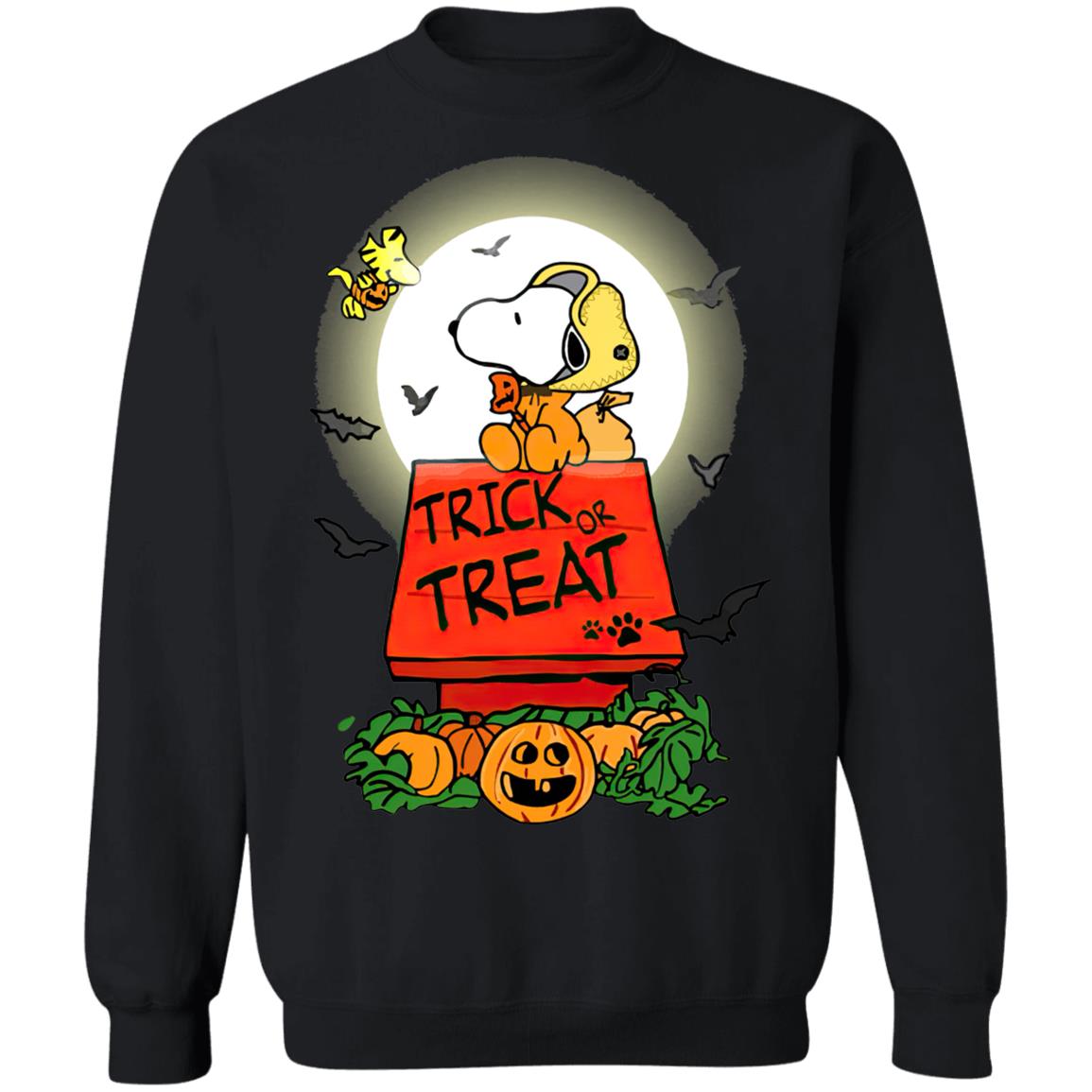 Halloween Trick Or Treat Pumbkin Woodstock And Snoopy T-Shirt Halloween Trick Or Treat Pumbkin Woodstock And Snoopy T-Shirt