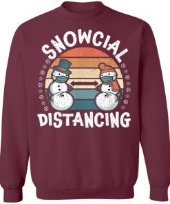 Snowcial Distancing Vintage Christmas 2020 Family Holidays T-Shirt