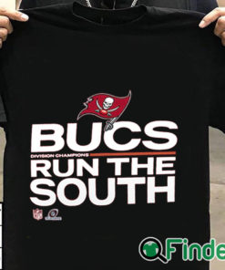 T shirt black Tampa Bay Buccaneers 2021 NFC South Division Champions Trophy Collection T Shirt