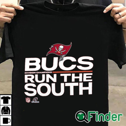 T shirt black Tampa Bay Buccaneers 2021 NFC South Division Champions Trophy Collection T Shirt