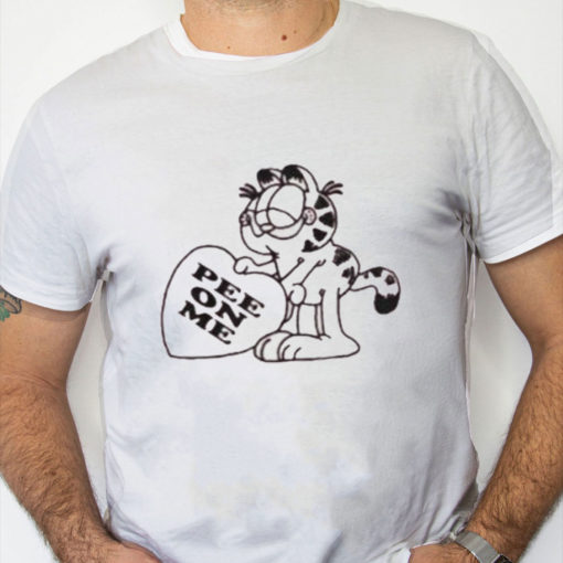 white Shirt Garfield Pee On Me T Shirt