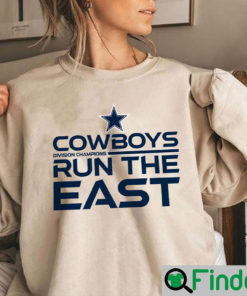 Cowboys Division Champions Run The East Unisex Sweatshirt 1