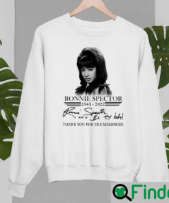 RIP Ronnie Spector 1943 2022 Unisex Sweatshirt