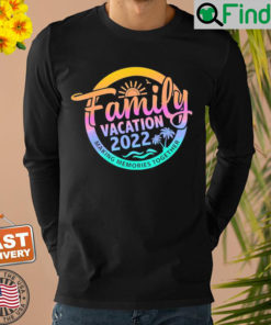 Family Trip Summer Vacation Beach 2022 Vintage Lover Sweatshirt