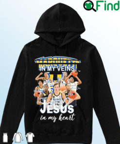 Marquette Golden Eagles In My Veins Jesus In My Heart Signatures Hoodie