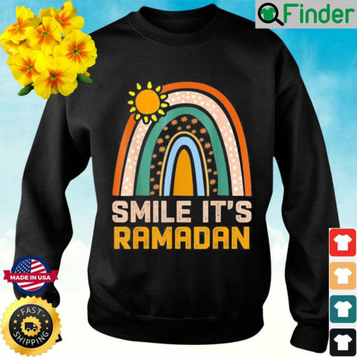 Smile its Ramadan Muslim Eid Mubarak Islamic Ramadan Sweatshirt