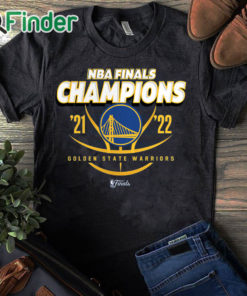 black T shirt Golden State Warriors Fanatics Branded 2022 NBA Finals Champions Lead the Change T Shirt