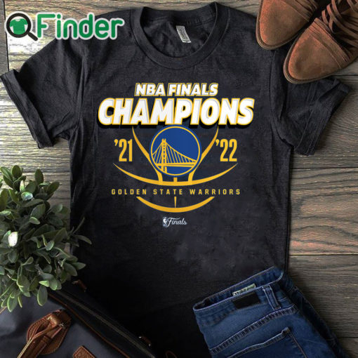 black T shirt Golden State Warriors Fanatics Branded 2022 NBA Finals Champions Lead the Change T Shirt