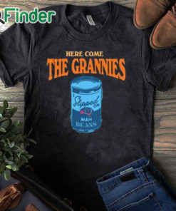 black T shirt Here Come The Grannies Mah Beans Shirt